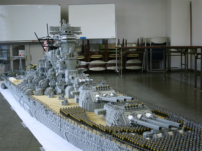 Illustration for article titled Lego Battleship Yamato Is Biggest Lego Ship Ever